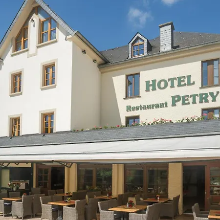 Logis Hotel-restaurant Petry 酒店