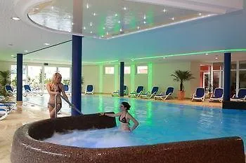 Logis Hotel-restaurant Petry Отель 3*