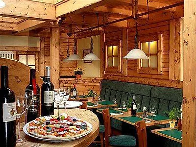 Logis Hotel-restaurant Petry Отель Вианден