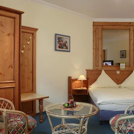 Logis Hotel-restaurant Petry Отель