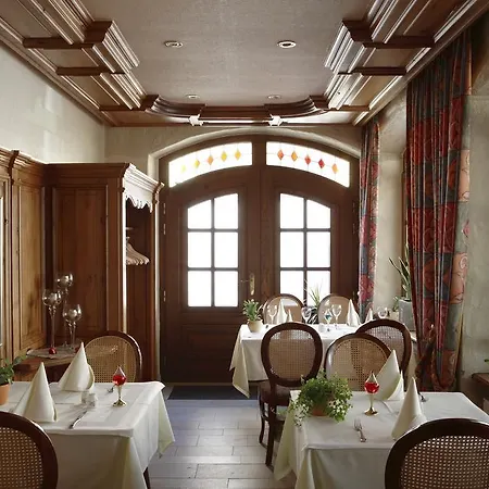 Logis Hotel-restaurant Petry 호텔 3*