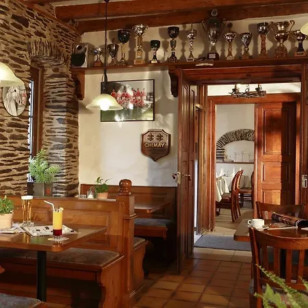 Hotell Logis Hotel-restaurant Petry 3*