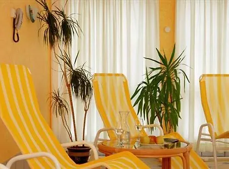 Logis Hotel-restaurant Petry Отель
