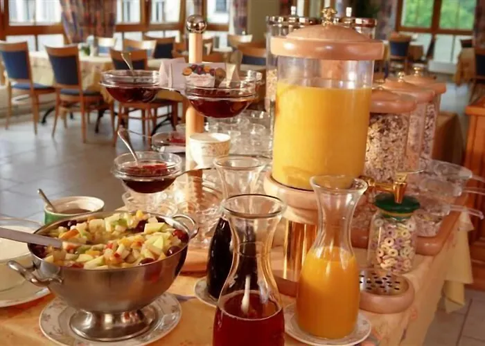 Hotel Logis Hotel-restaurant Petry 3*