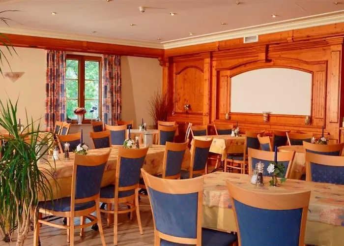 Logis Hotel-restaurant Petry Otel 3*